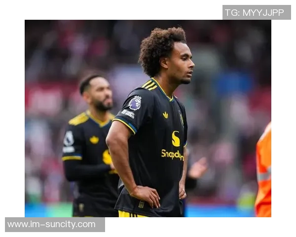 罗马与曼联洽谈齐尔克泽租借协议总价3500万欧元年薪400万