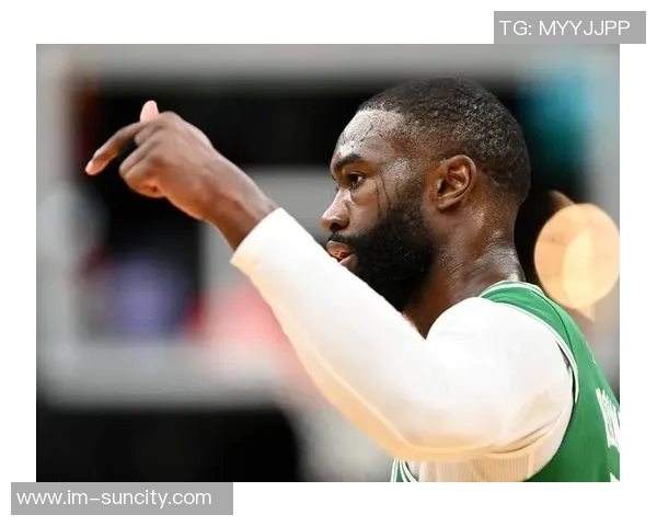 杰伦布朗直言新时代MVP之路需灵魂交易与假摔技巧